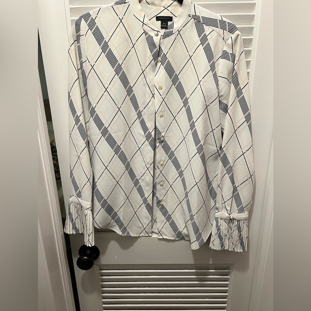 Ann Taylor Button Down Blouse